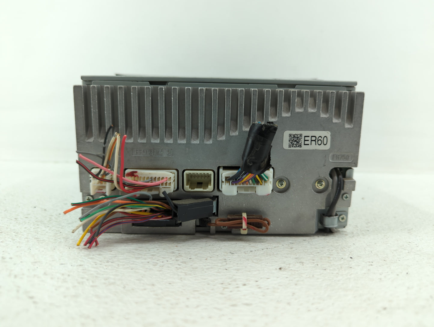 2010-2012 Subaru Legacy Am Fm Cd Player Radio Receiver - Oemusedautoparts1.com