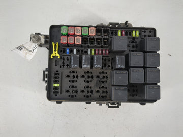 2010-2011 Toyota Camry Fusebox Fuse Box Panel Relay Module P/N:P68498588AC Fits Fits 2010 2011 OEM Used Auto Parts