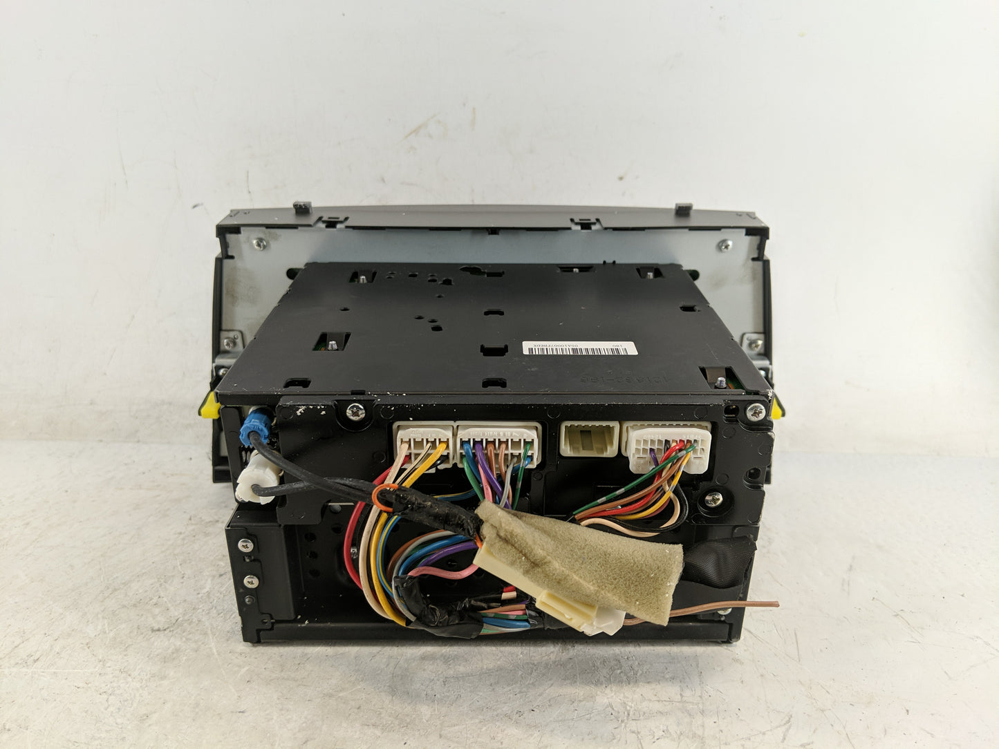 2010-2011 Toyota Camry Radio AM FM Cd Player Receiver Replacement P/N:86120-06480 Fits Fits 2010 2011 OEM Used Auto Parts -