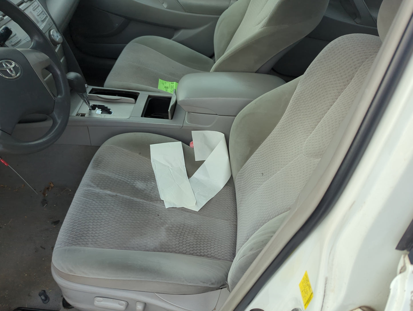 2010-2011 Toyota Camry Driver Front Seat Oem - Oemusedautoparts1.com