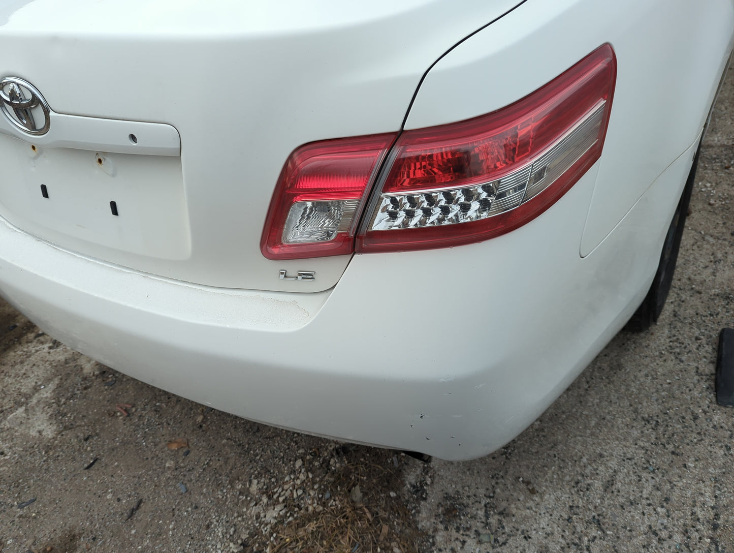 2007-2011 Toyota Camry Rear Bumper Assembly Oem - Oemusedautoparts1.com