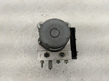 2010-2011 Toyota Camry ABS Pump Control Module Replacement P/N:44540 06050 0 265 230 640 Fits Fits 2010 2011 OEM Used Auto Parts