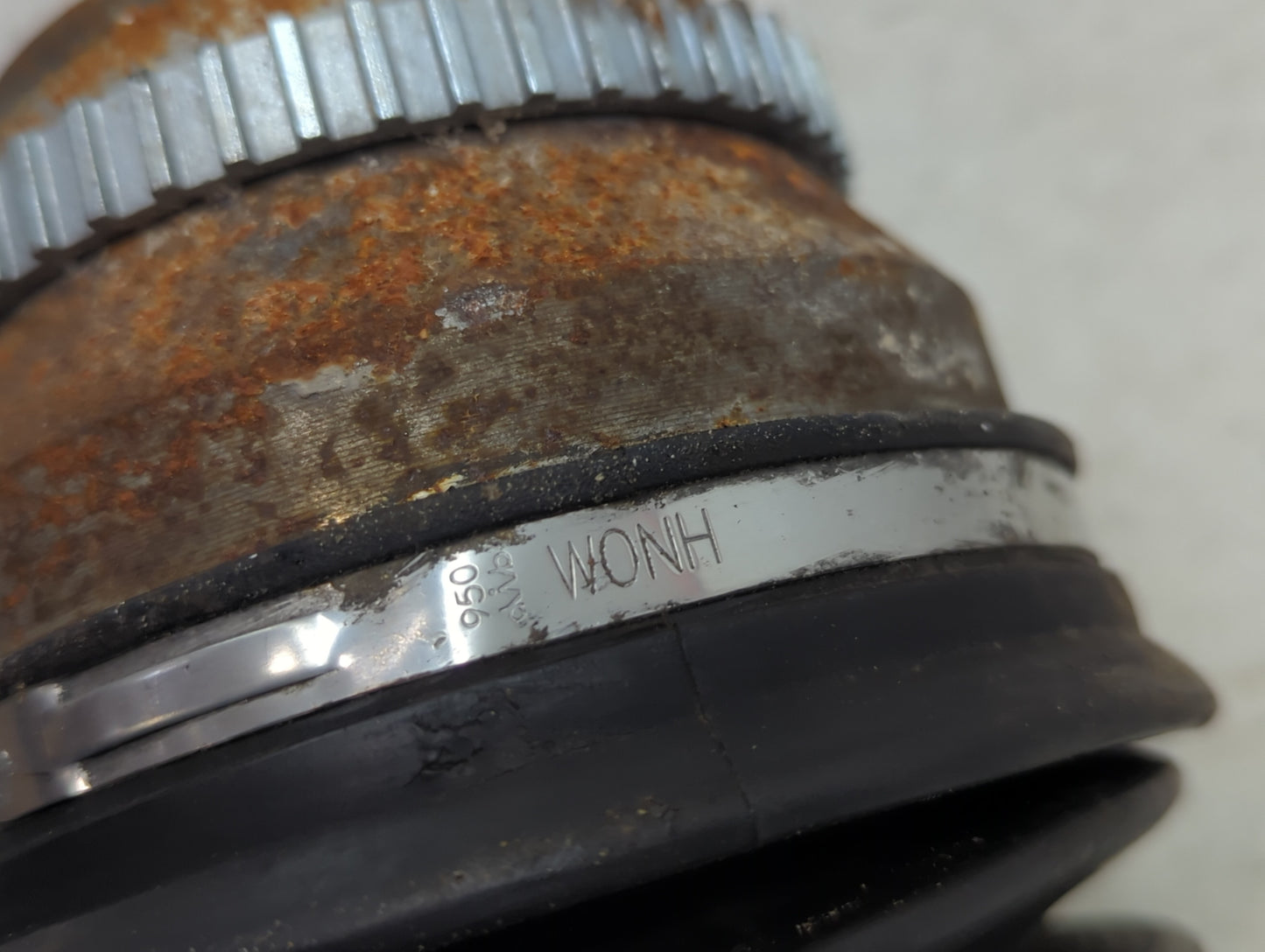 2010-2011 Toyota Camry Axle Shaft Rear Driver Cv C/v - Oemusedautoparts1.com