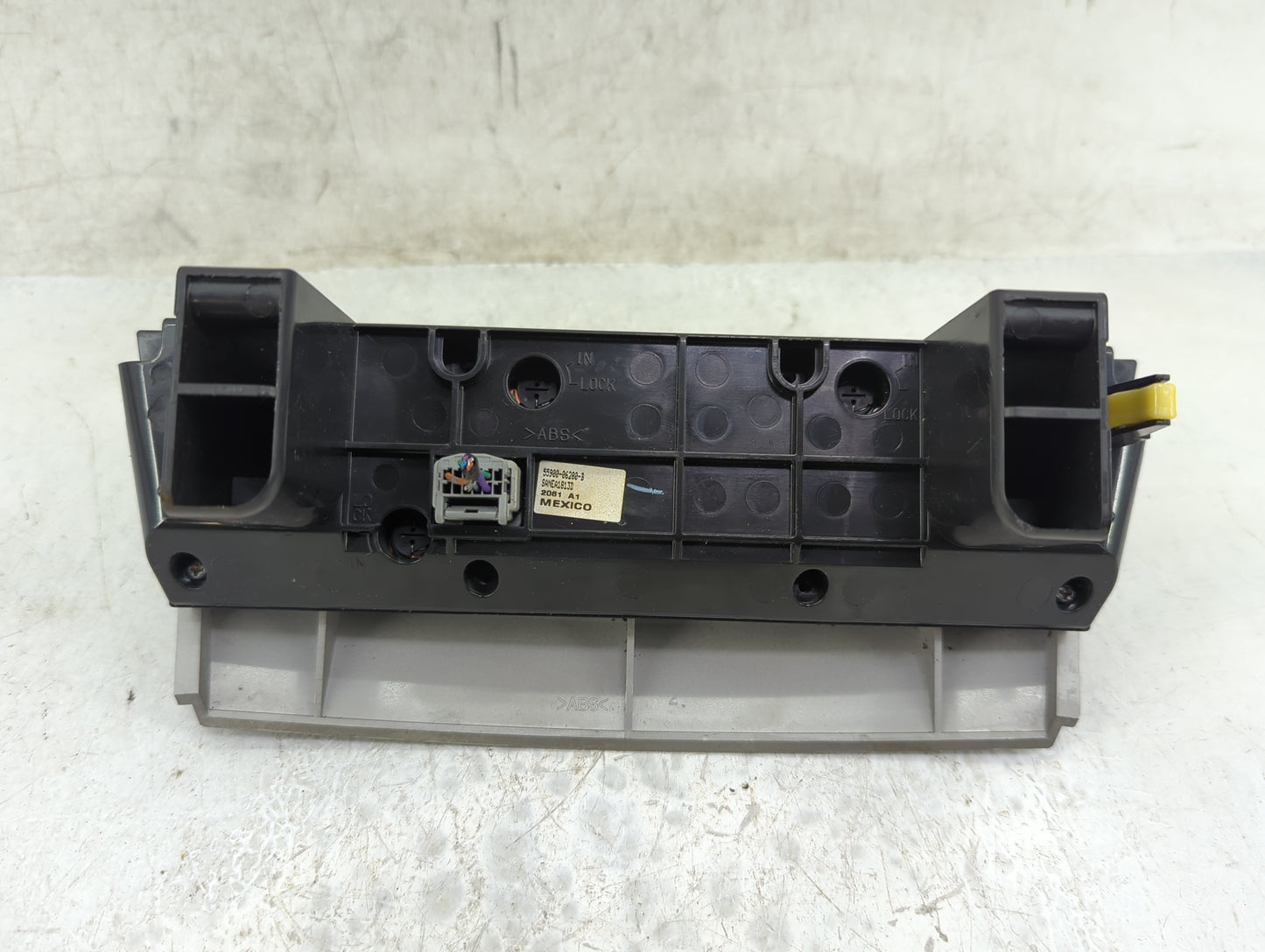 2010-2011 Toyota Camry Climate Control Module Temperature AC/Heater Replacement P/N:55900-06200-B Fits Fits 2010 2011 OEM Us