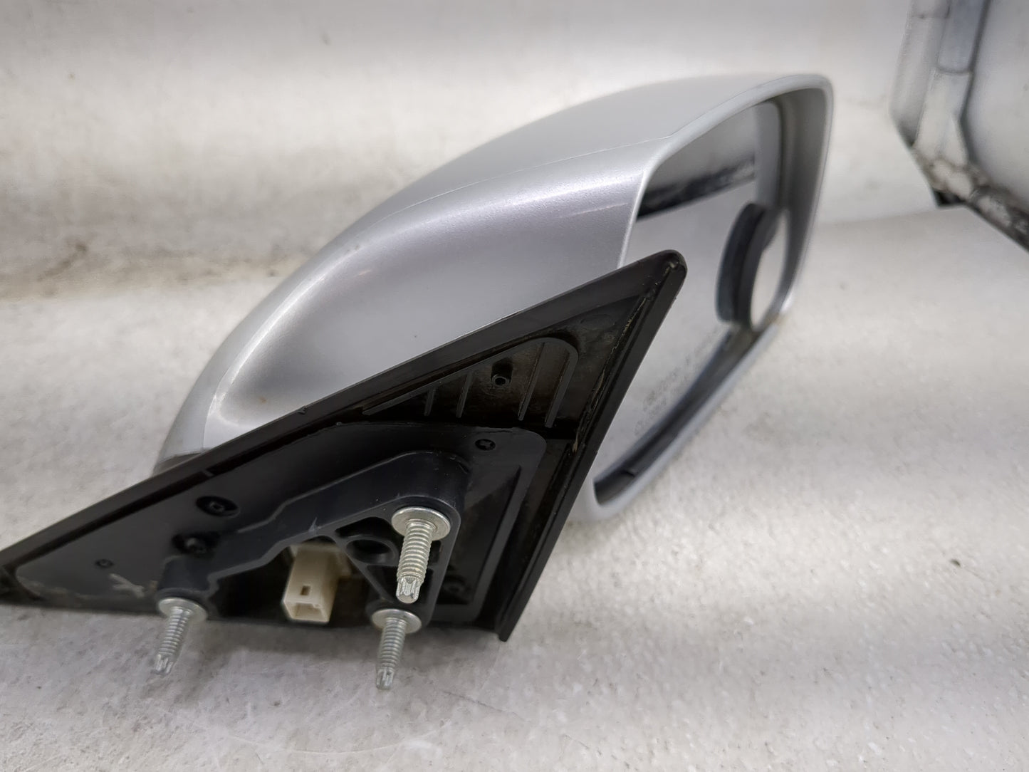 2007-2011 Toyota Camry Passenger Side View Mirror - Right Door Mirror OEM Used - Oemusedautoparts1.com