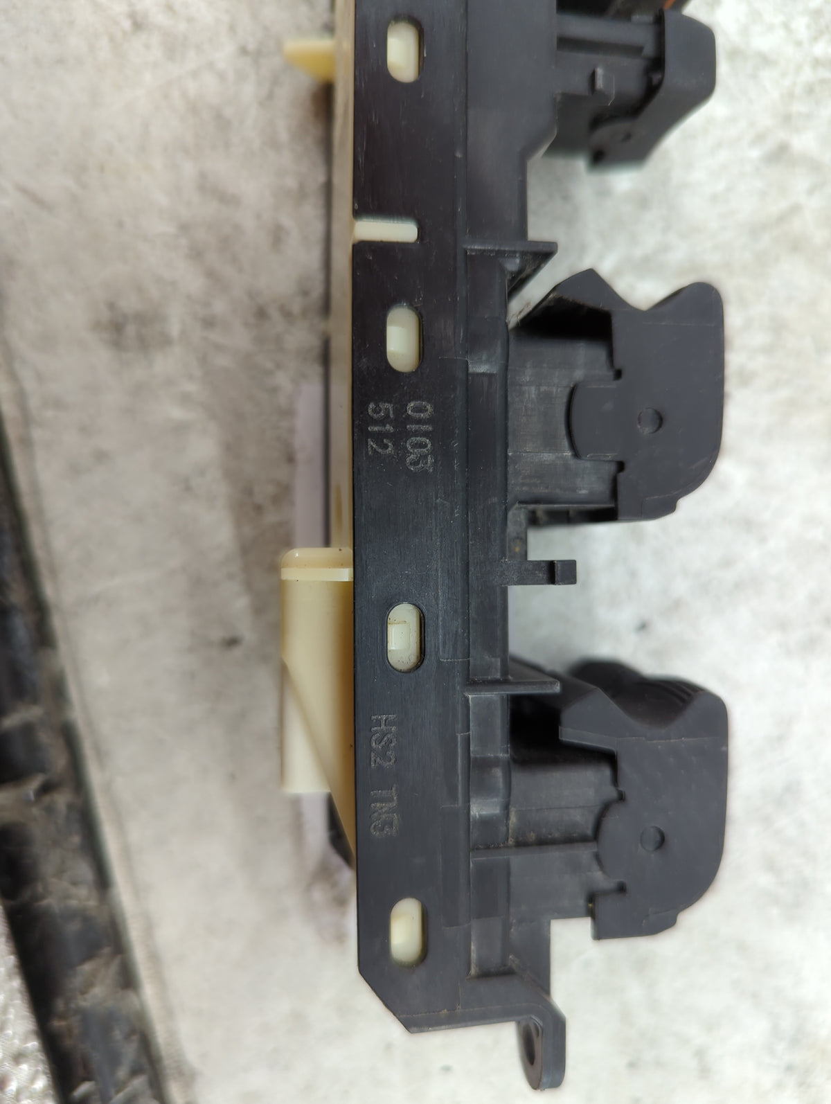 2010-2011 Toyota Camry Master Power Window Switch Replacement Driver Side Left P/N:515512 Fits OEM Used Auto Parts - Oemused