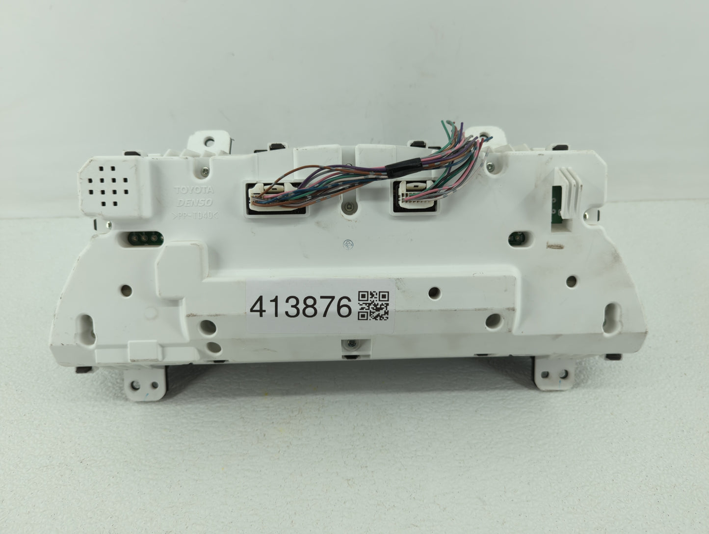 2010-2011 Toyota Camry Instrument Cluster Speedometer Gauges P/N:83800-06V10-00 83800-06V20 Fits Fits 2010 2011 OEM Used Aut