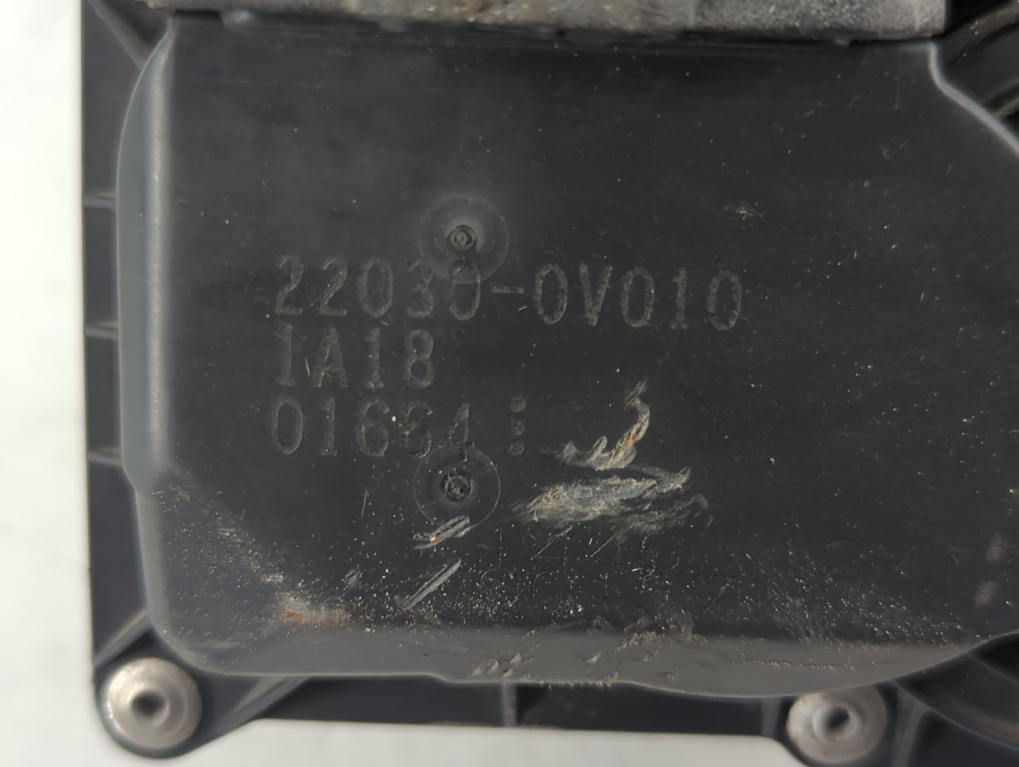 2010-2017 Toyota Camry Throttle Body P/N:22030-0V010 Fits Fits 2009 2010 2011 2012 2013 2014 2015 2016 2017 2018 2019 OEM Us