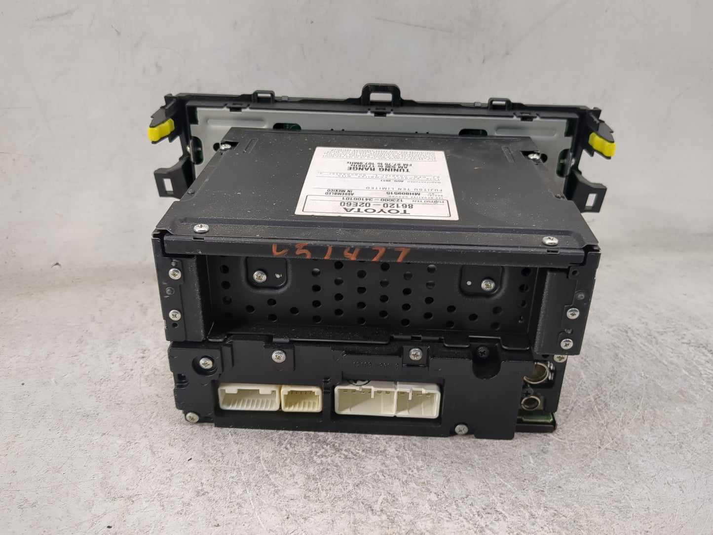 2011-2012 Toyota Corolla Radio AM FM Cd Player Receiver Replacement P/N:86120-02E60 123000-34100101 Fits Fits 2011 2012 OEM