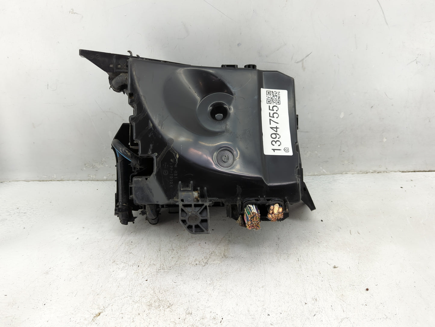 2009-2014 Toyota Matrix Fusebox Fuse Box Panel Relay Module P/N:82662-02270 Fits Fits 2009 2010 2011 2012 2013 2014 OEM Used