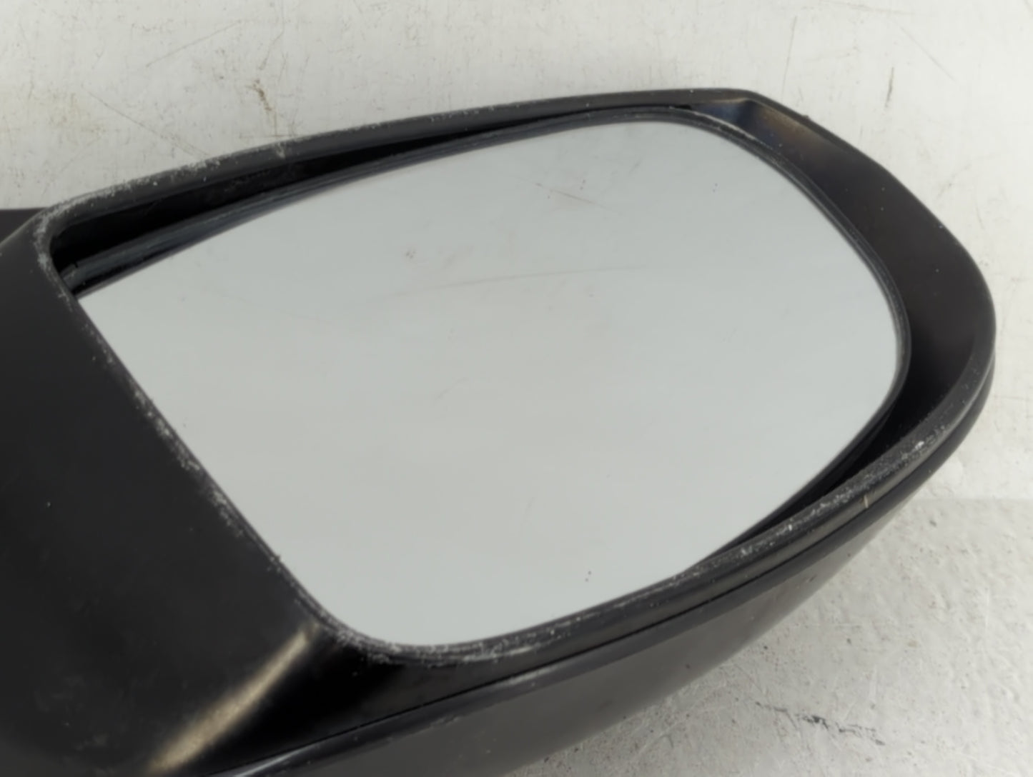2010-2015 Toyota Prius Driver Side View Mirror - Left Door Mirror OEM Used - Oemusedautoparts1.com