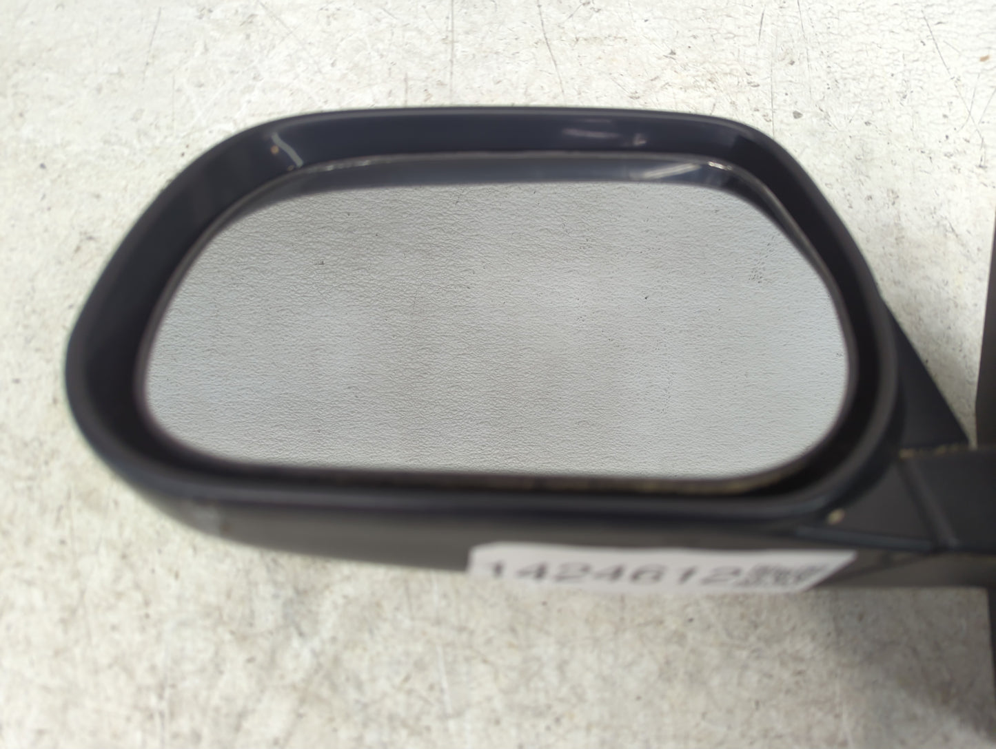 2009-2012 Toyota Rav4 Driver Side View Mirror - Left Door Mirror OEM Used - Oemusedautoparts1.com
