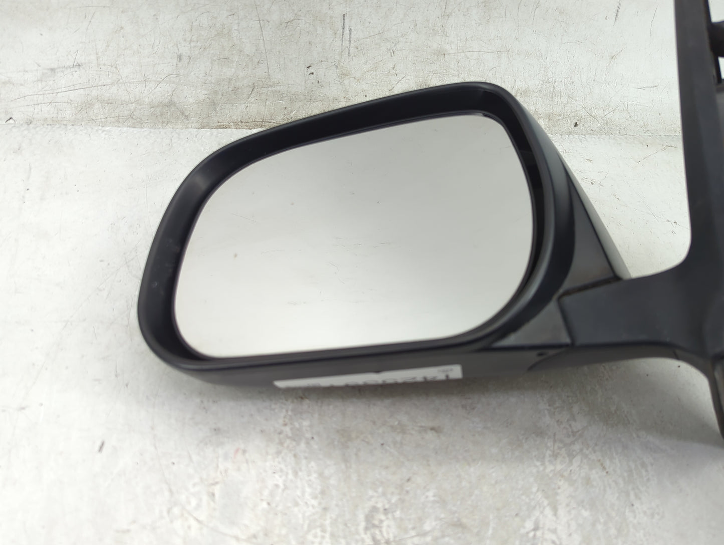 2009-2012 Toyota Rav4 Driver Side View Mirror - Left Door Mirror OEM Used - Oemusedautoparts1.com