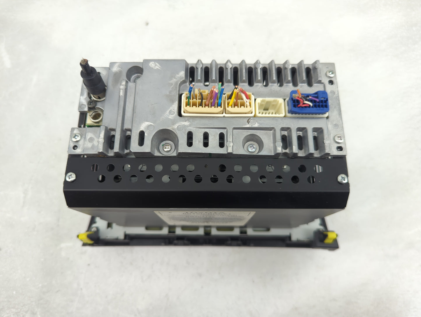 2010-2011 Toyota Rav4 Radio AM FM Cd Player Receiver Replacement P/N:86120-0R071 Fits Fits 2010 2011 OEM Used Auto Parts - O