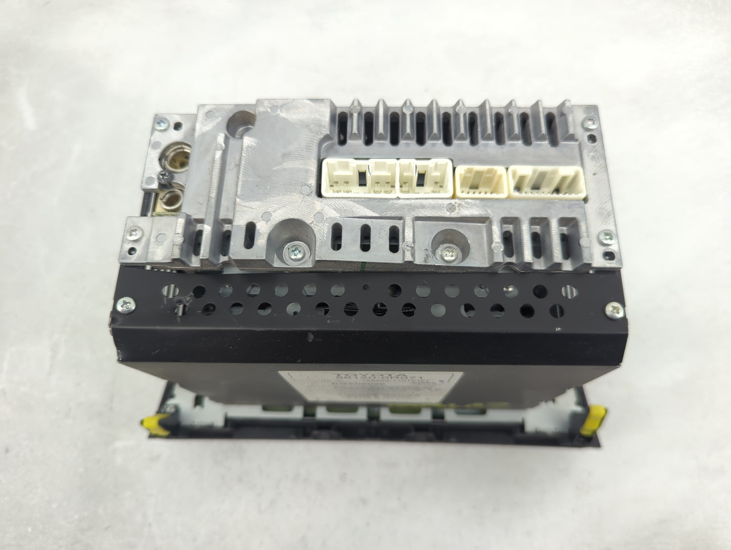 2010-2011 Toyota Rav4 Radio AM FM Cd Player Receiver Replacement P/N:86120-0R071 Fits Fits 2010 2011 OEM Used Auto Parts - O