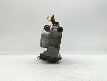 2009-2018 Toyota Rav4 Throttle Body P/N:22030-36010 22030-0V010 Fits Fits 2009 2010 2011 2012 2013 2014 2015 2016 2017 2018 OEM Used Auto Parts