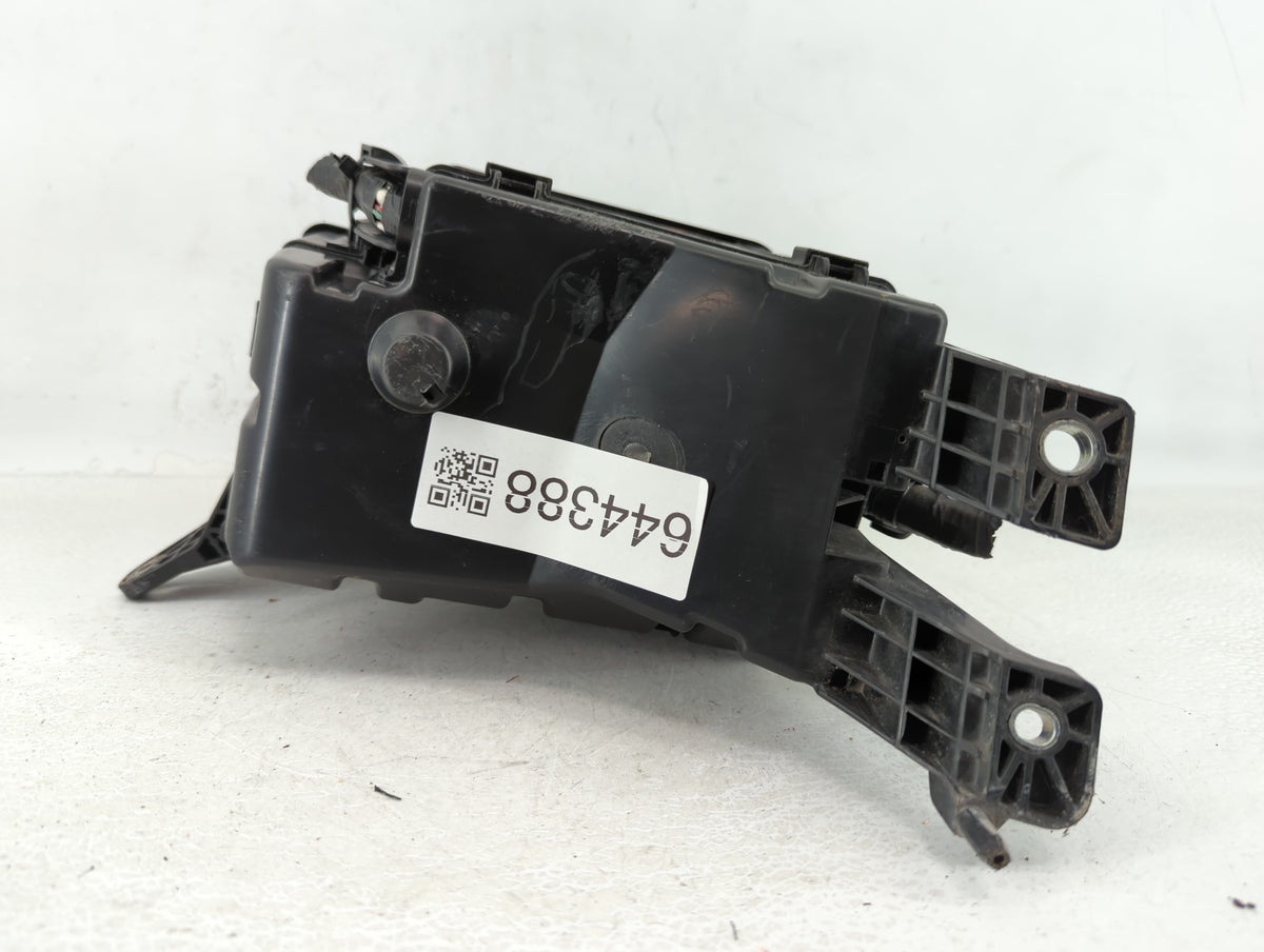 2006-2012 Toyota Rav4 Fusebox Fuse Box Panel Relay Module P/N:82662-0R030 Fits Fits 2006 2007 2008 2009 2010 2011 2012 OEM U