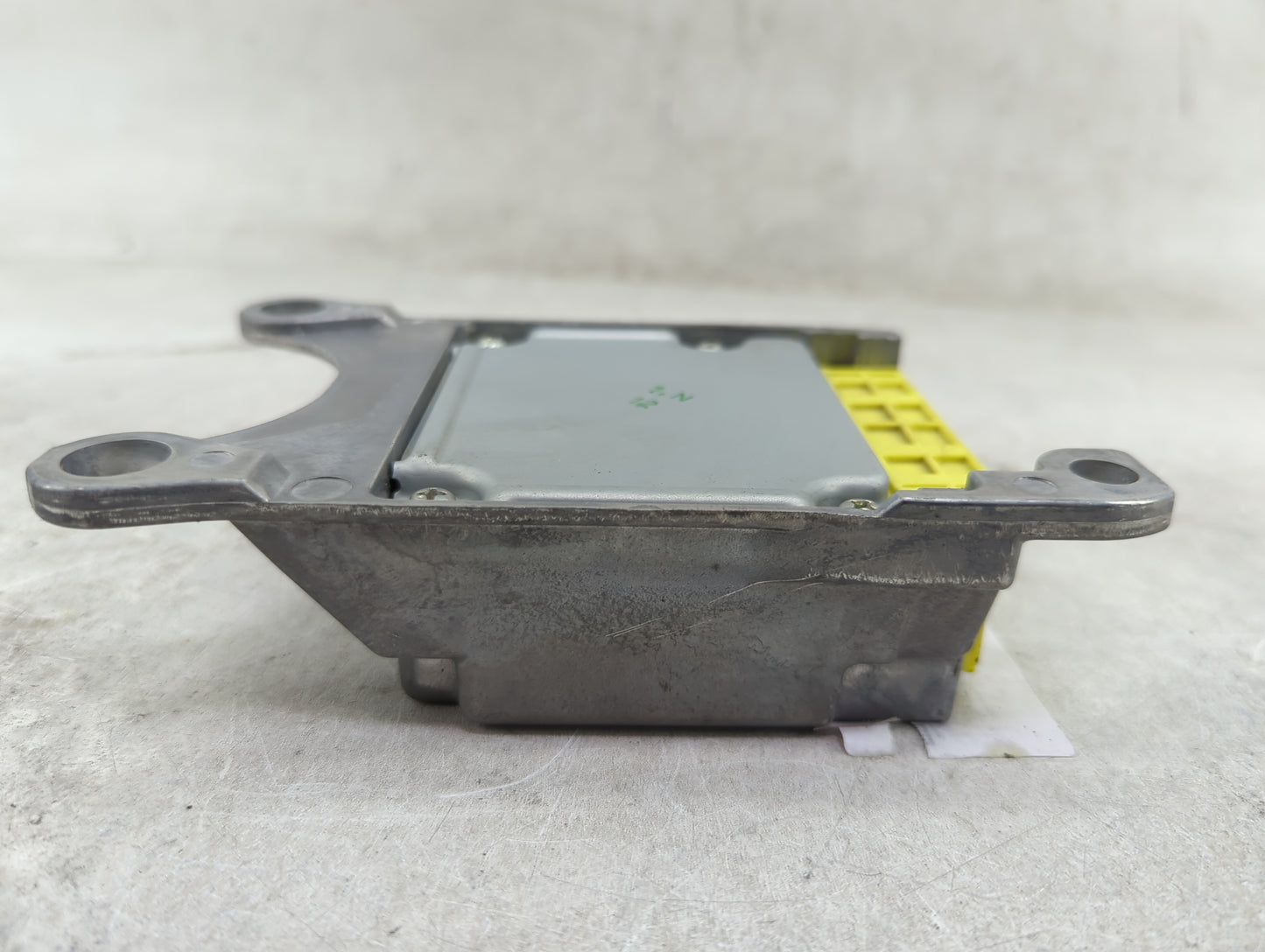 2011-2011 Toyota Sienna Safety Restraint Srs Airbag Control Module 1447696 - Oemusedautoparts1.com