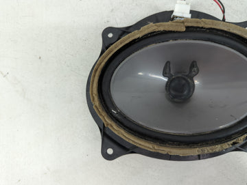 2011 Toyota Sienna Speaker/subwoofer