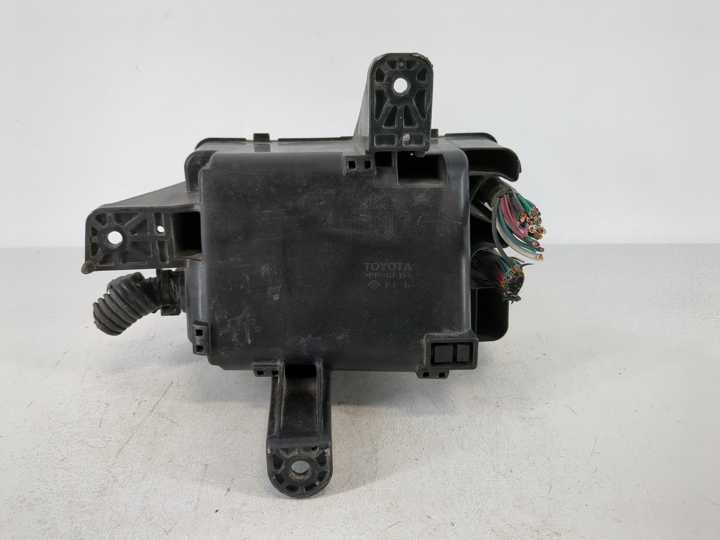 2011 Toyota Tundra Fusebox Fuse Box Panel Relay Module Fits OEM Used Auto Parts - Oemusedautoparts1.com