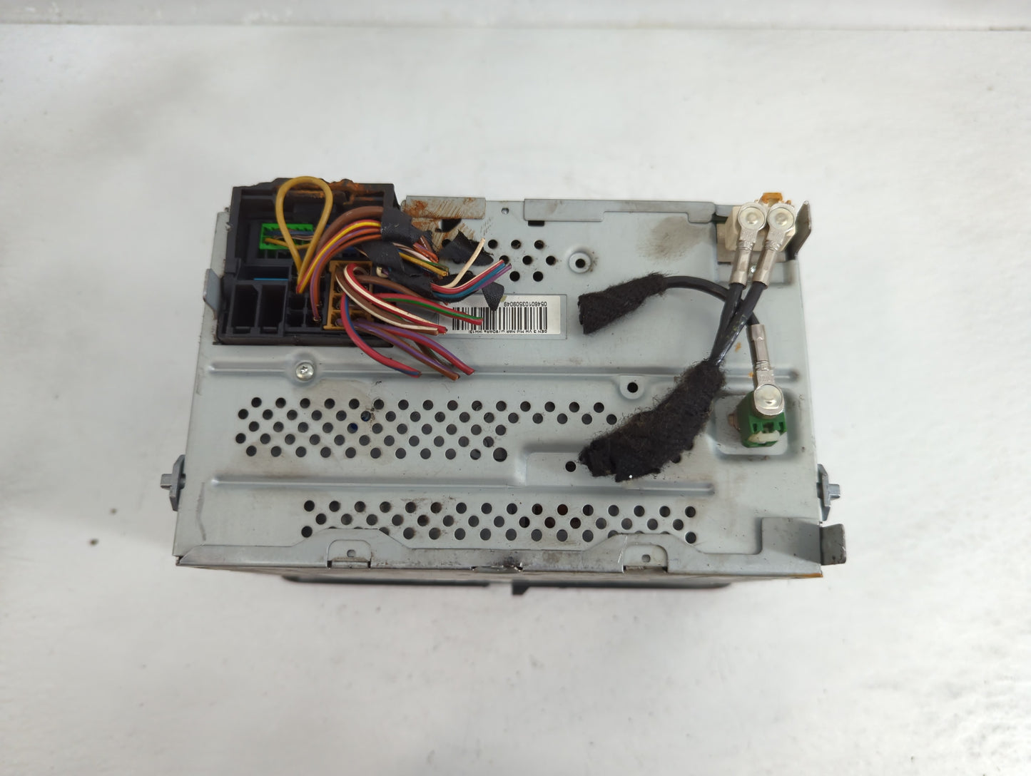 2009-2013 Volkswagen Cc Radio AM FM Cd Player Receiver Replacement P/N:1K0 035 180 AD Fits OEM Used Auto Parts - Oemusedauto