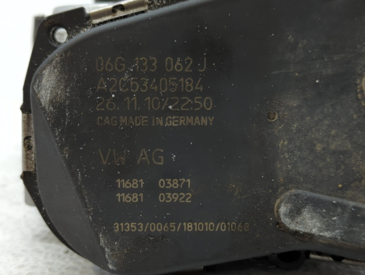 2011-2016 Volkswagen Jetta Throttle Body P/N:06G 133 062J Fits Fits 2011 2012 2013 2014 2015 2016 OEM Used Auto Parts - Oemu