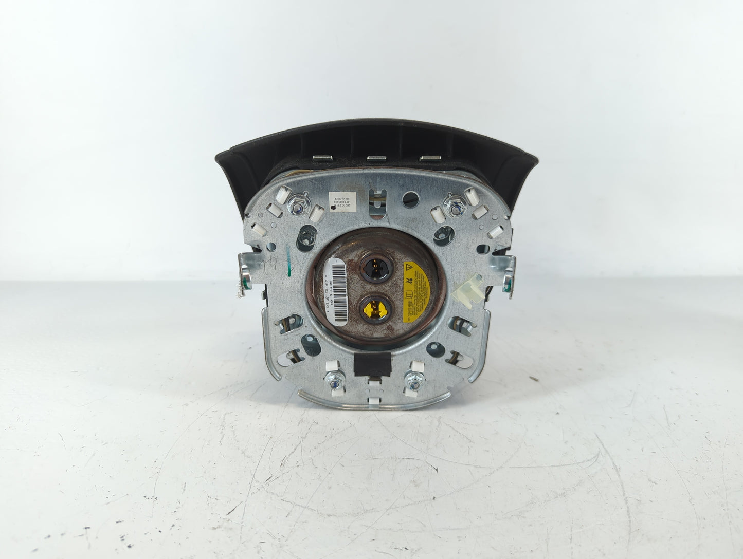 2011-2014 Volkswagen Routan Air Bag Driver Left Steering Wheel Mounted P/N:P1RV67DX9AC Fits Fits 2011 2012 2013 2014 OEM Use