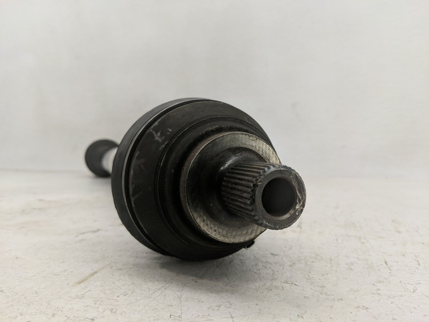 2009-2017 Volkswagen Tiguan Axle Shaft Front Driver Cv C/v - Oemusedautoparts1.com
