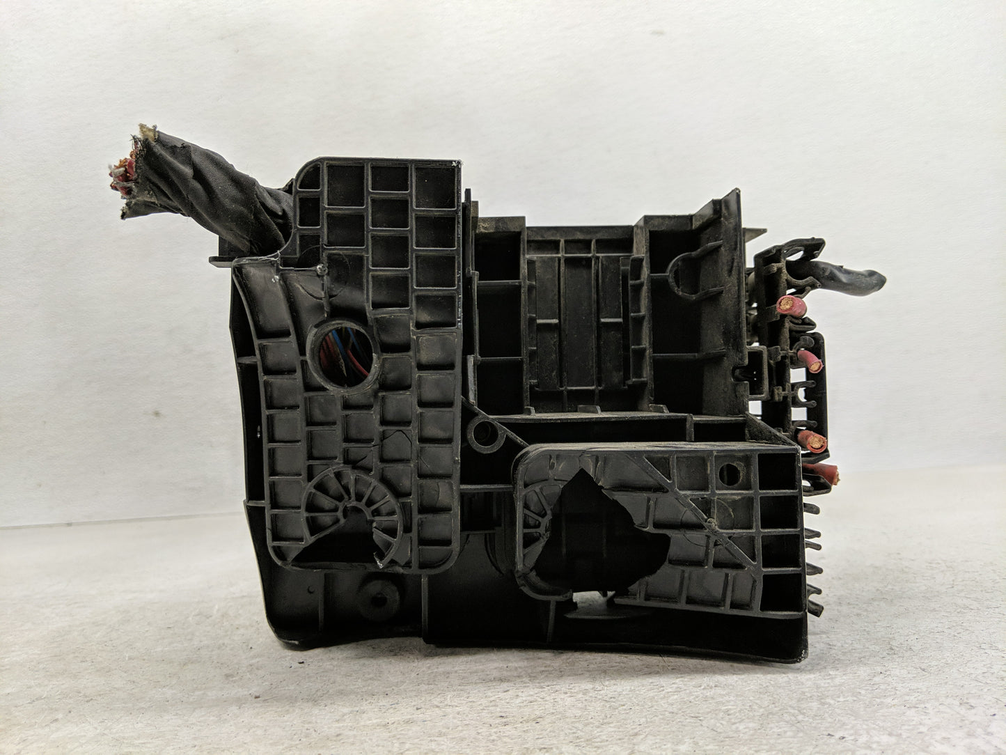 2009-2011 Volkswagen Tiguan Fusebox Fuse Box Panel Relay Module Fits Fits 2007 2008 2009 2010 2011 2012 2013 2014 2015 2016