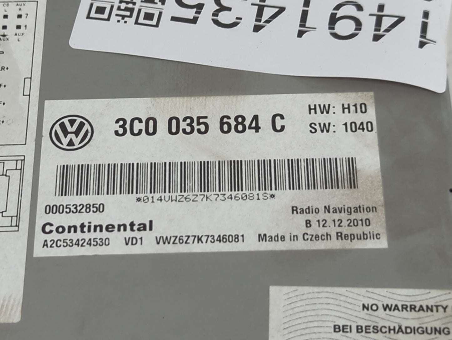 2009-2017 Volkswagen Tiguan Radio AM FM Cd Player Receiver Replacement P/N:3C0035684C A2C53424530 Fits OEM Used Auto Parts -