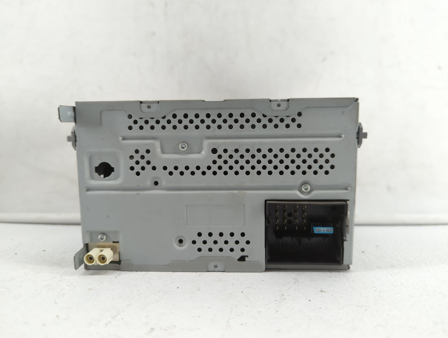 2009-2017 Volkswagen Tiguan Am Fm Cd Player Radio Receiver - Oemusedautoparts1.com
