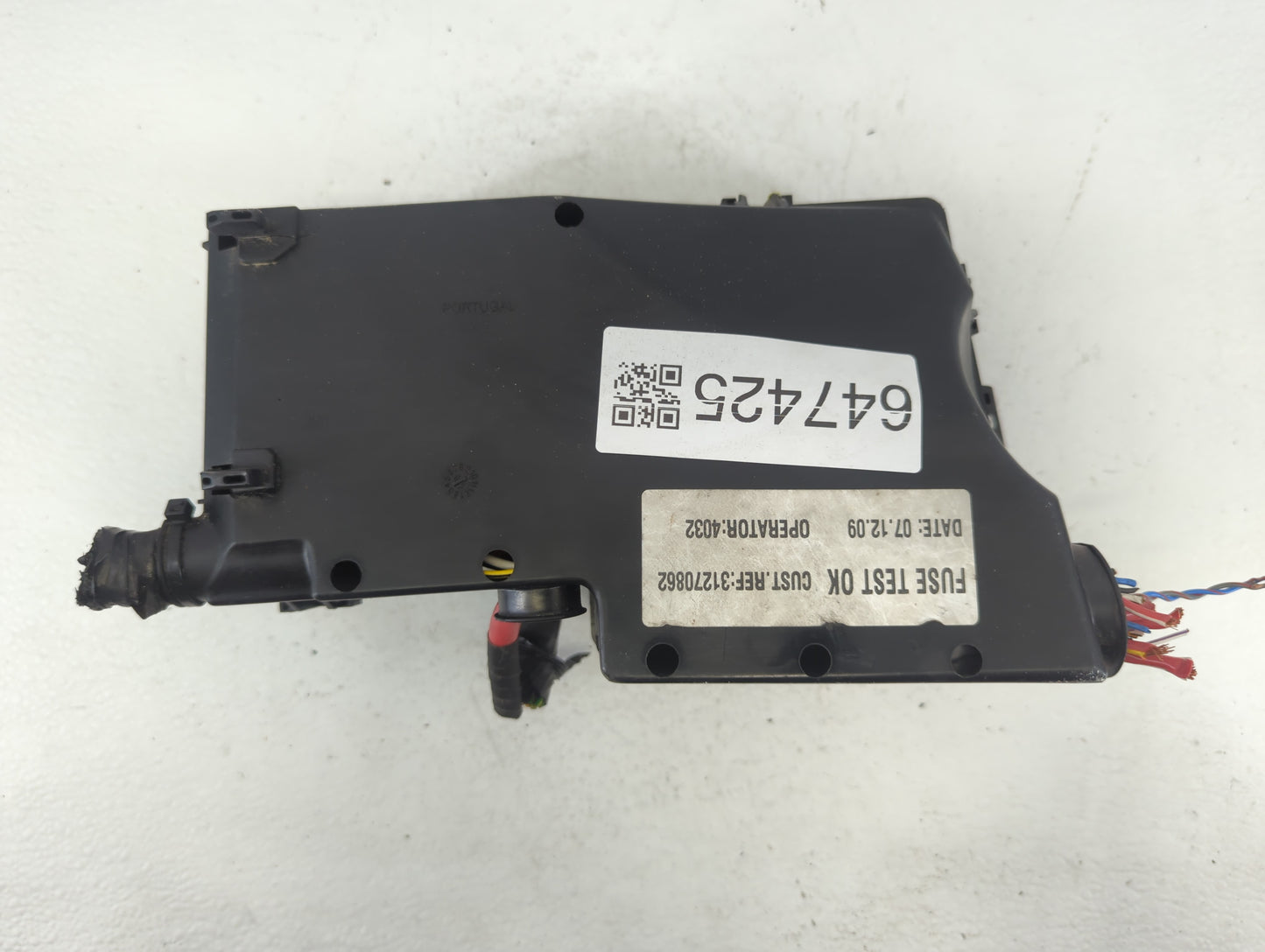 2010-2013 Volvo C70 Fusebox Fuse Box Panel Relay Module P/N:518818000 5688040 Fits Fits 2010 2011 2012 2013 OEM Used Auto Pa