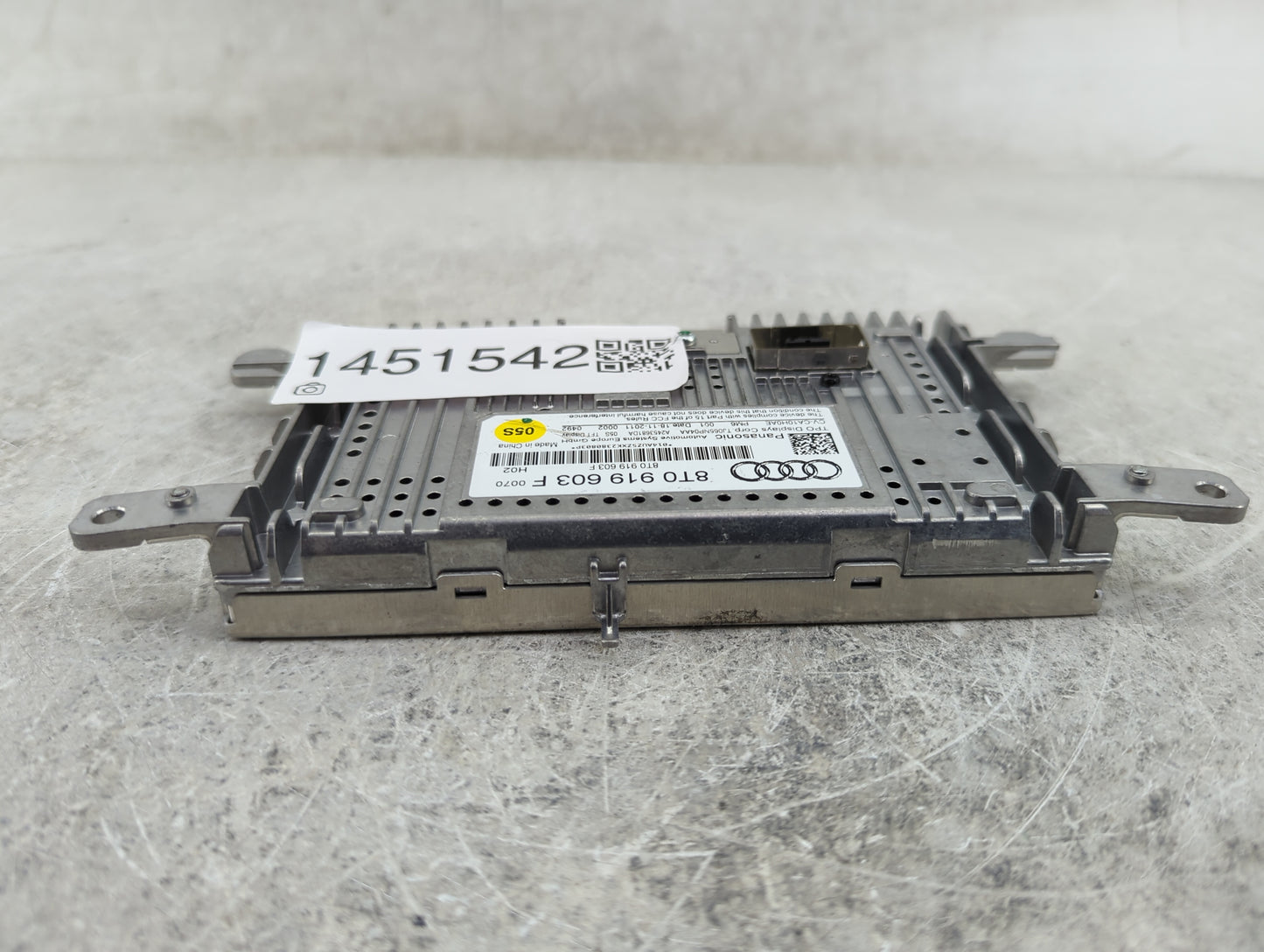 2009-2016 Audi A4 Information Display Screen - Oemusedautoparts1.com