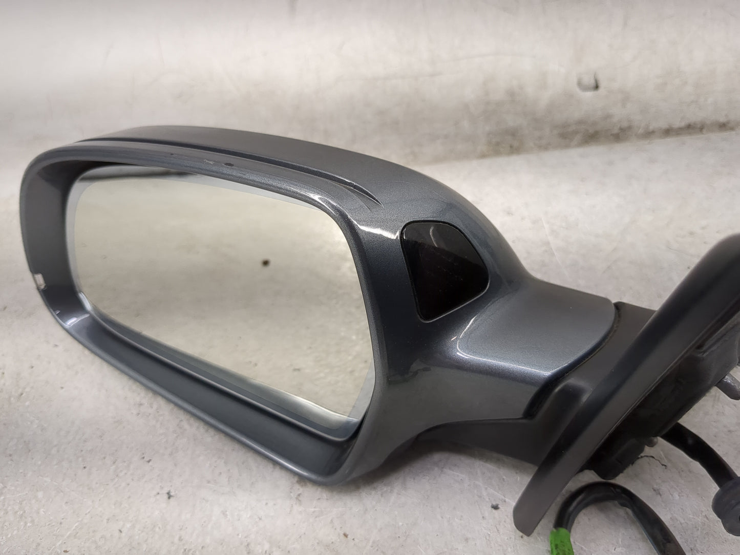2010-2016 Audi A4 Driver Side View Mirror - Left Door Mirror OEM Used - Oemusedautoparts1.com
