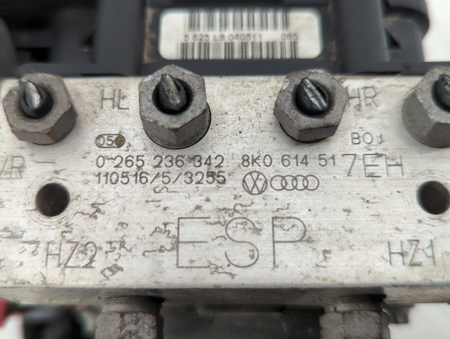 2010-2012 Audi A5 ABS Pump Control Module Replacement P/N:8K0 614 517EH Fits Fits 2009 2010 2011 2012 OEM Used Auto Parts -