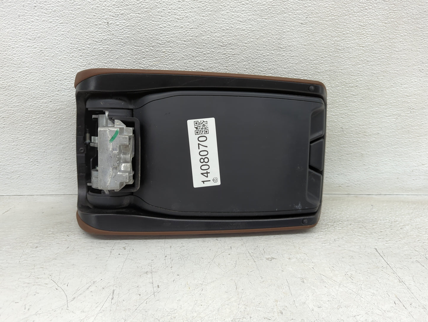 2012 Audi A6 Center Console Armrest Cover Lid Fits OEM Used Auto Parts - Oemusedautoparts1.com