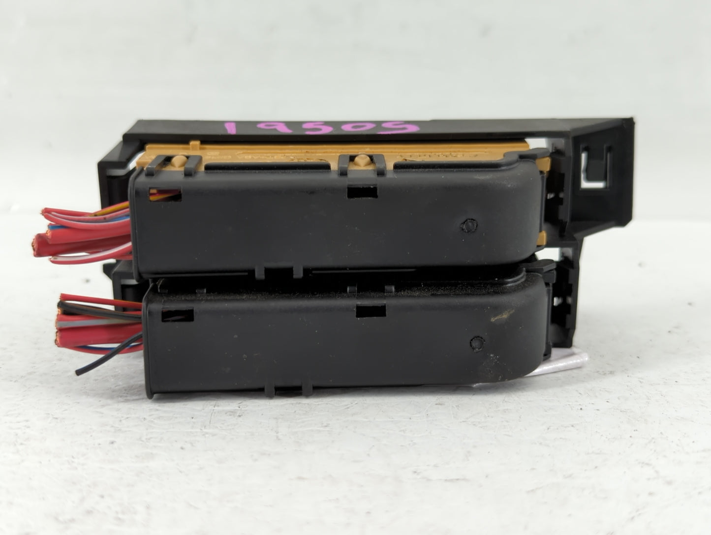 2012-2018 Audi A6 Fusebox Fuse Box Panel Relay Module P/N:8K0 941 824 A Fits Fits 2011 2012 2013 2014 2015 2016 2017 2018 OE