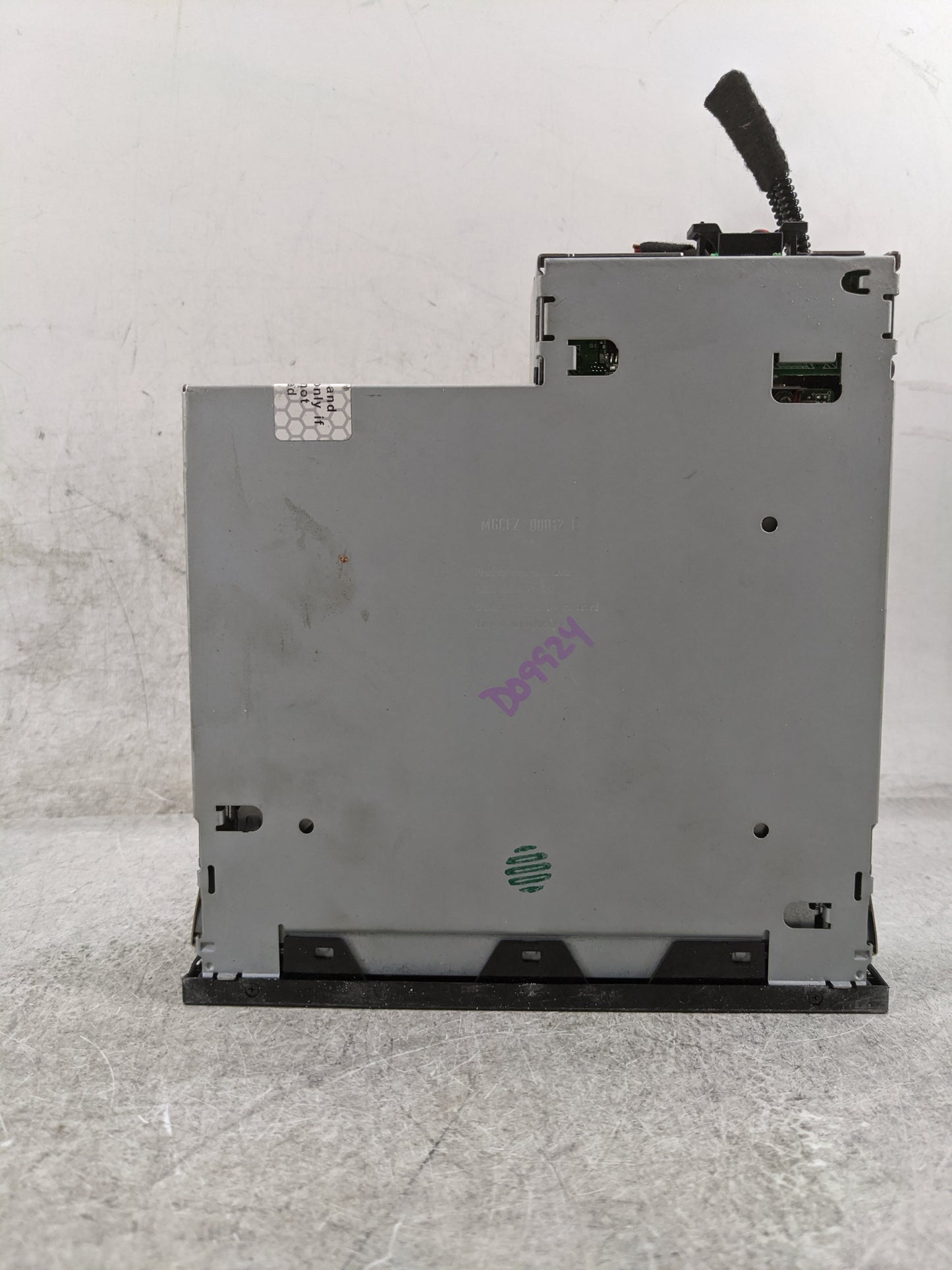 Audi A7 Radio Cd Changer 8x0035110b|8x0035110|cx-ca1992g|pm6001 - Oemusedautoparts1.com