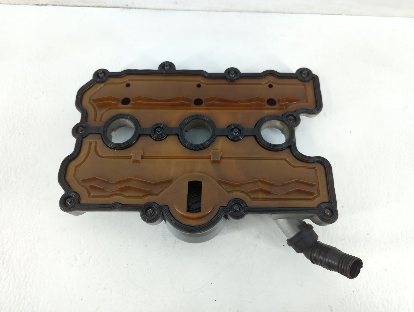2012 Audi A7 Driver Left Cylinder Head Valve Cover P/N:PA6 6GF40 Fits OEM Used Auto Parts - Oemusedautoparts1.com