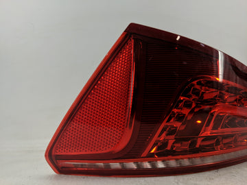 2009-2012 Audi Q5 Tail Light Assembly Passenger Right OEM P/N:8R0 945 094 B Fits Fits 2009 2010 2011 2012 OEM Used Auto Parts
