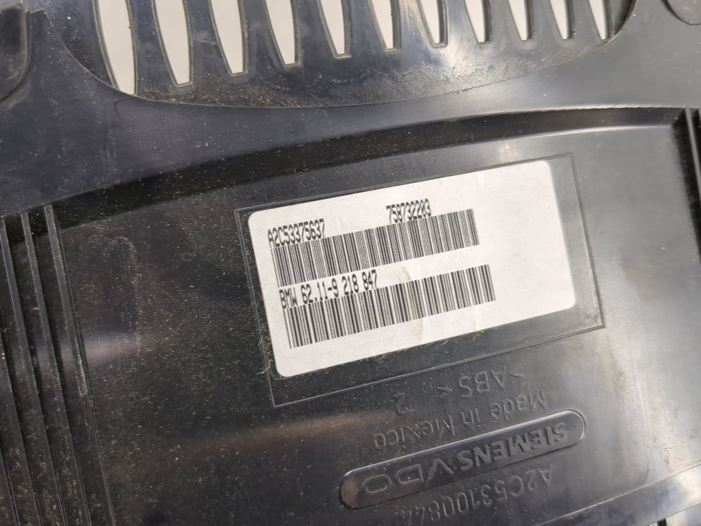 2011-2012 Audi Q5 Instrument Cluster Speedometer Gauges P/N:A2C53100844 758732203, A2C53375637 Miles: Fits Fits 2011 2012 OE