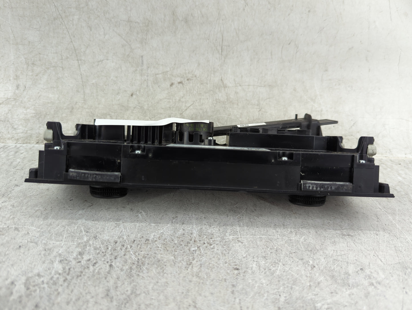 2009-2012 Audi Q5 Climate Control Module Temperature AC/Heater Replacement P/N:8T1 820 043 AQ Fits OEM Used Auto Parts - Oem