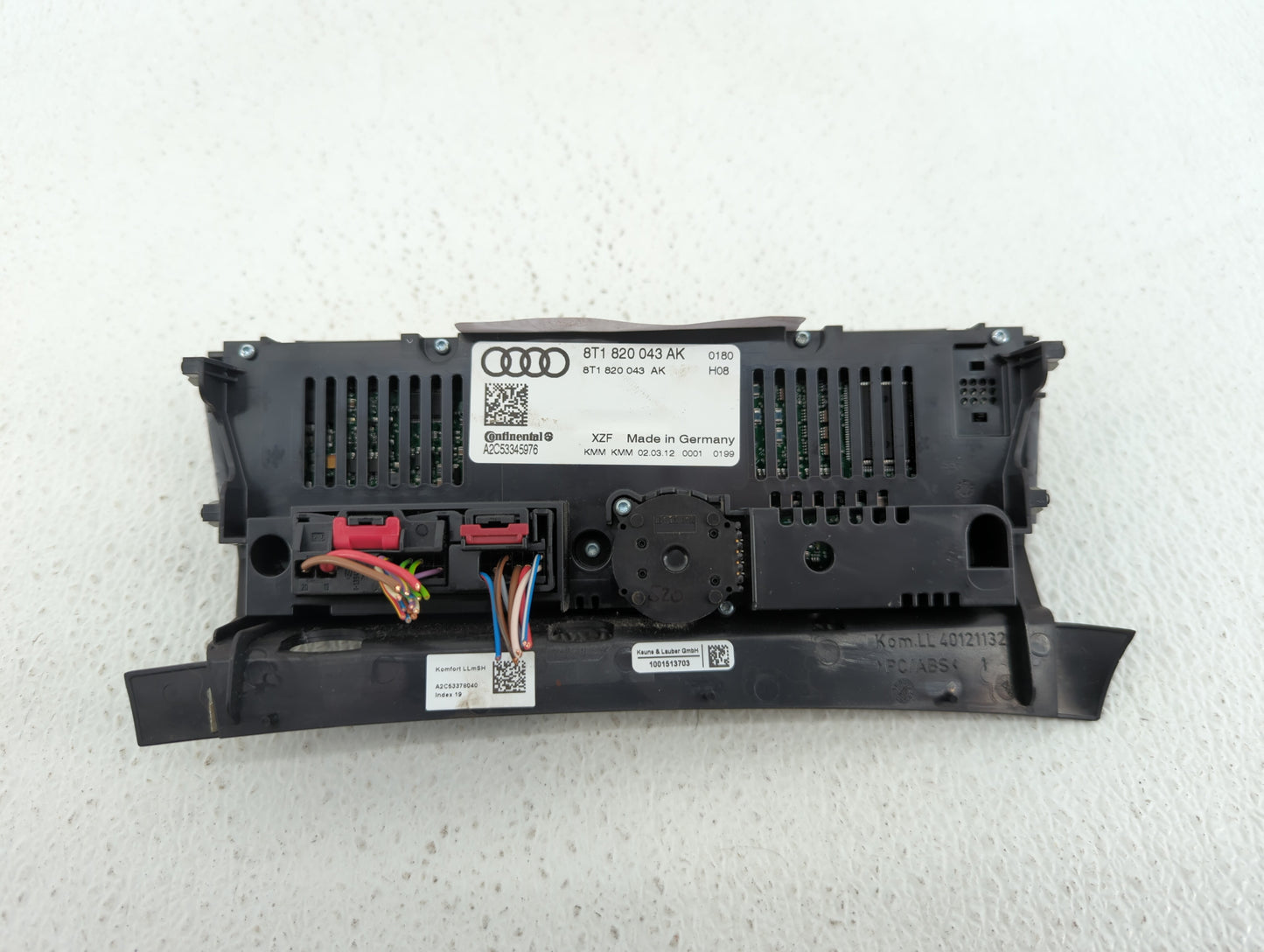 2009-2012 Audi Q5 Climate Control Module Temperature AC/Heater Replacement P/N:8T1 820 043 AK Fits OEM Used Auto Parts - Oem