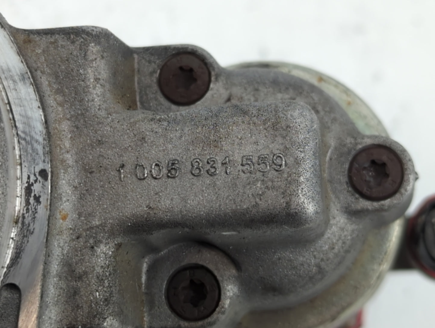 2012-2016 Bmw 328i Car Starter Motor Solenoid OEM P/N:1 005 831 559 Fits Fits 2011 2012 2013 2014 2015 2016 2017 2018 OEM Us