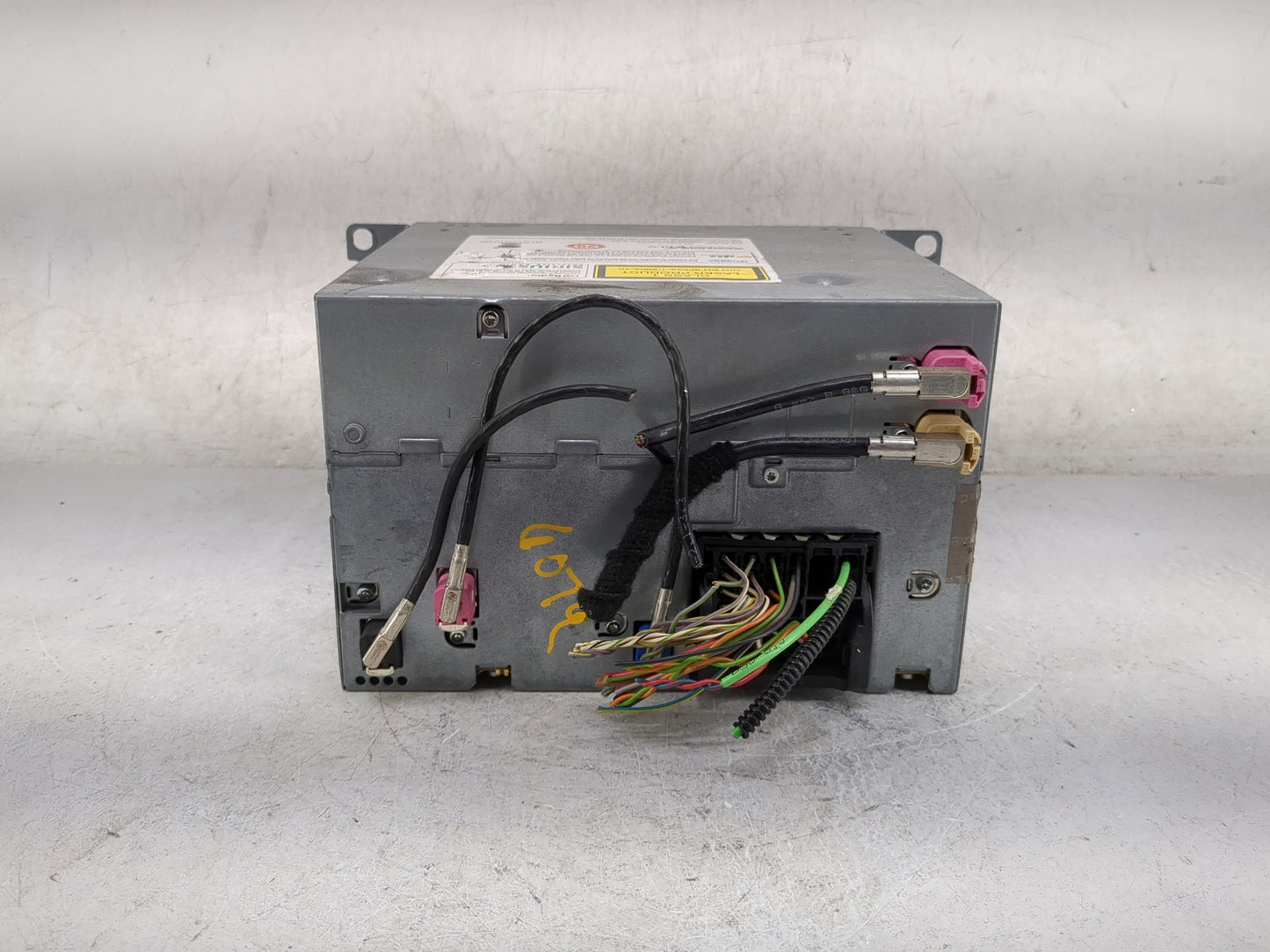 2011-2013 Bmw 335 Radio AM FM Cd Player Receiver Replacement P/N:9583074B2044352 CI9273170001 Fits OEM Used Auto Parts - Oem