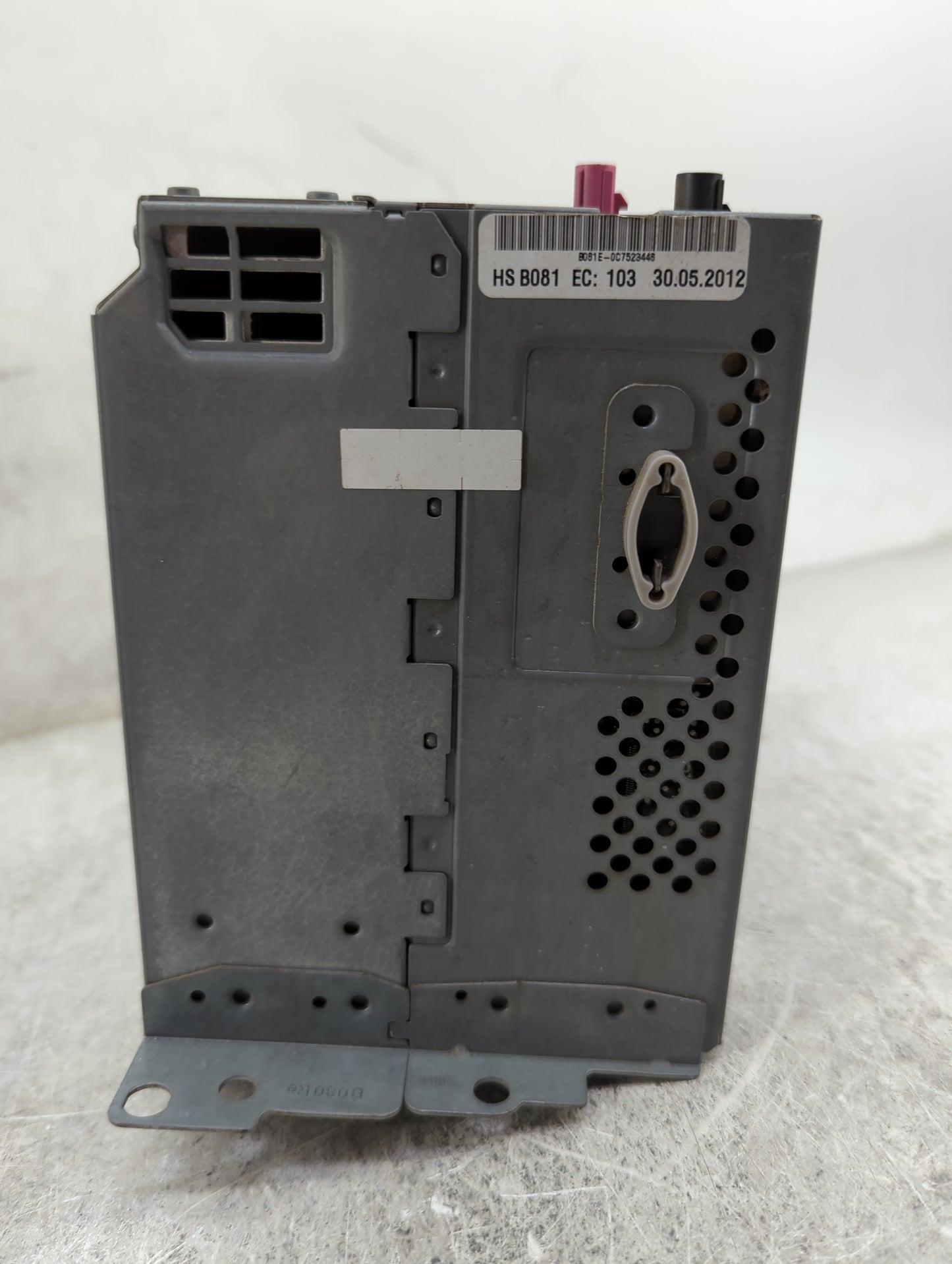 2011-2012 Bmw 528i Radio AM FM Cd Player Receiver Replacement P/N:9286456 B081E-0C7523448 Fits Fits 2011 2012 OEM Used Auto