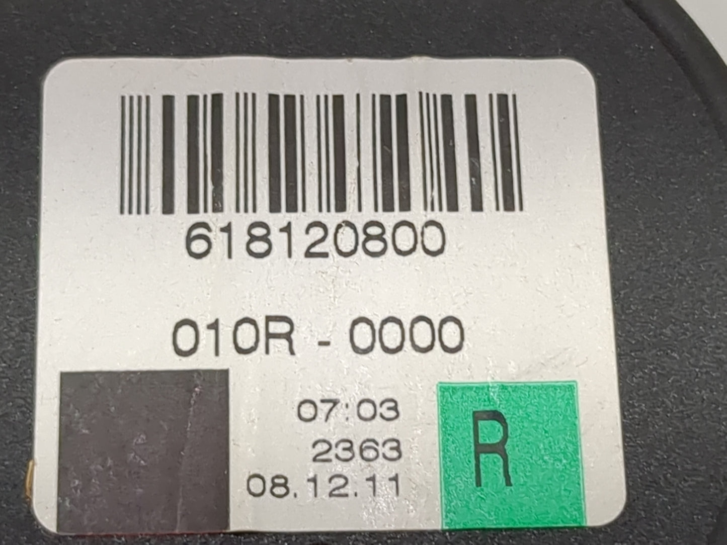 2012-2012 Bmw 528i Passenger Right Seat Belt Front Retractor Tan - Oemusedautoparts1.com