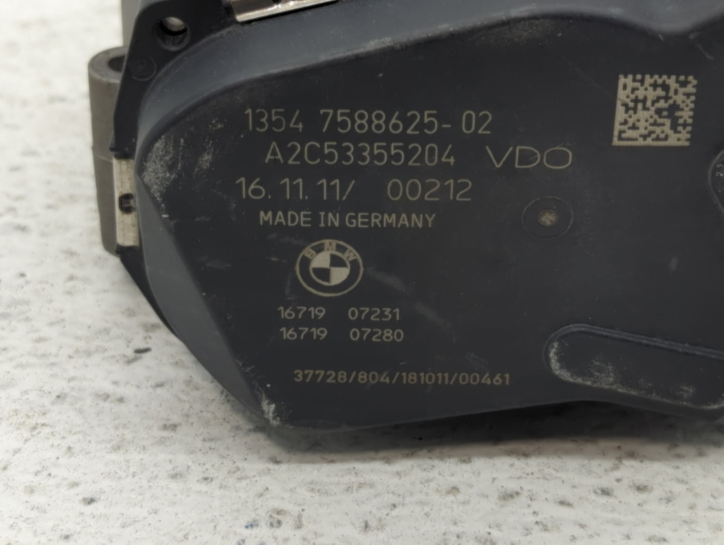 2012-2016 Bmw 528i Throttle Body P/N:1354 7588625-02 1354 7588625-03, 1354 7588625 Fits Fits 2012 2013 2014 2015 2016 2017 2
