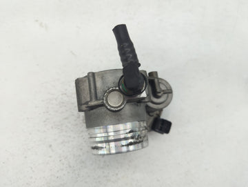 2012-2016 Bmw 528i Throttle Body P/N:1354 7588625 02 1354 7588625-04, 1354 7588625-03 Fits Fits 2012 2013 2014 2015 2016 2017 2018 OEM Used Auto Parts