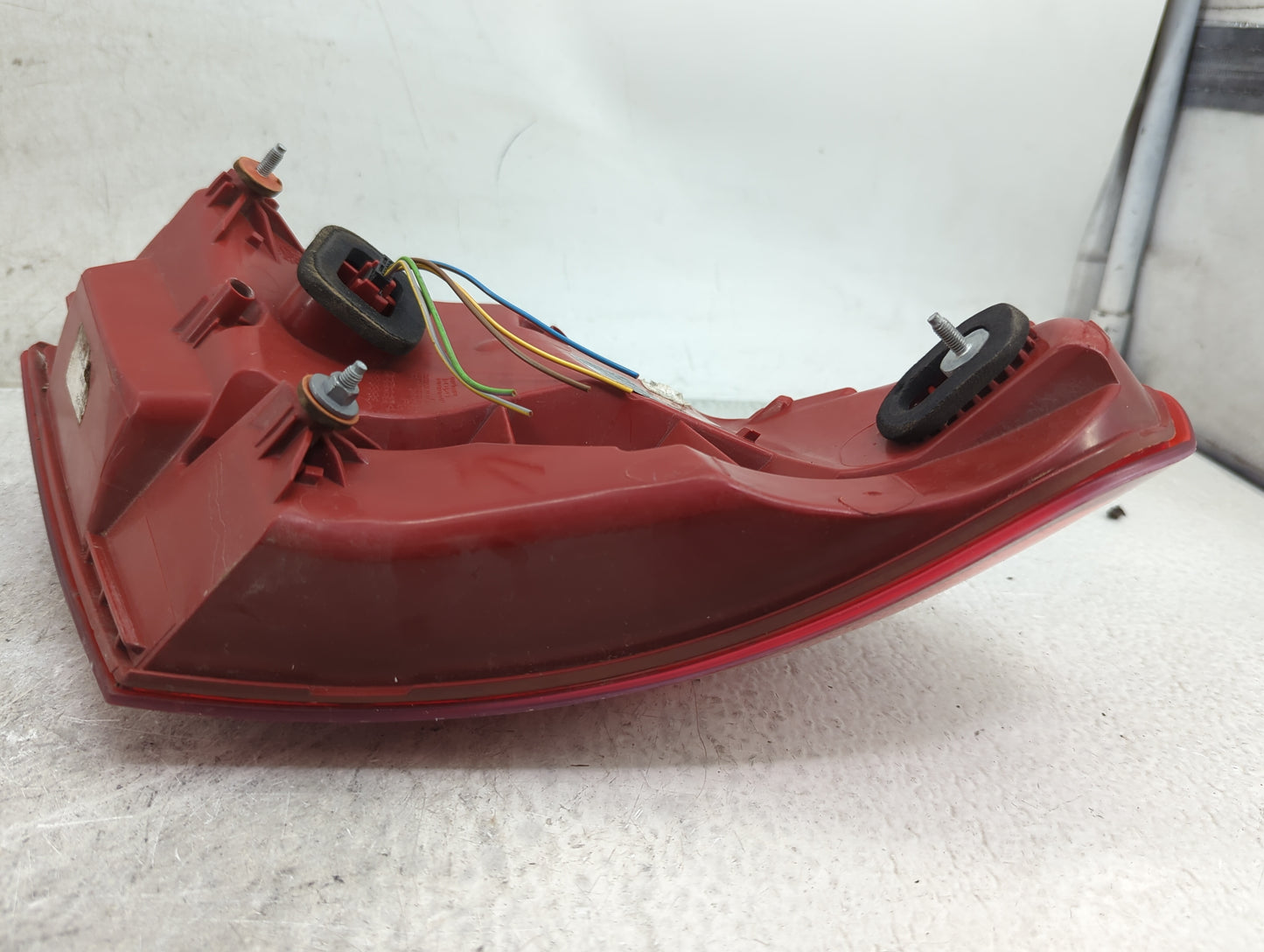 2009-2012 Bmw 750i Tail Light Assembly Passenger Right OEM P/N:7182202 EKK90Z Fits Fits 2009 2010 2011 2012 OEM Used Auto Pa